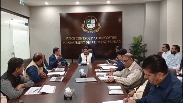 Read more about the article محکمہ فوڈ والے افسران کی تربیتی نشستیں ،نئے نظام میں بھرپور کریک ڈاؤن کی تیاریاں