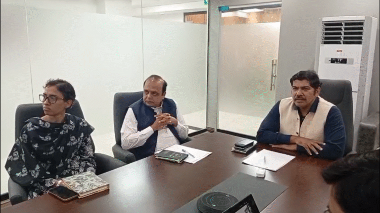 Read more about the article وزیر اعلیٰ مریم نواز کی ہدایت پر 100 تحصیلوں میں سہولت بازاروں کا قیام