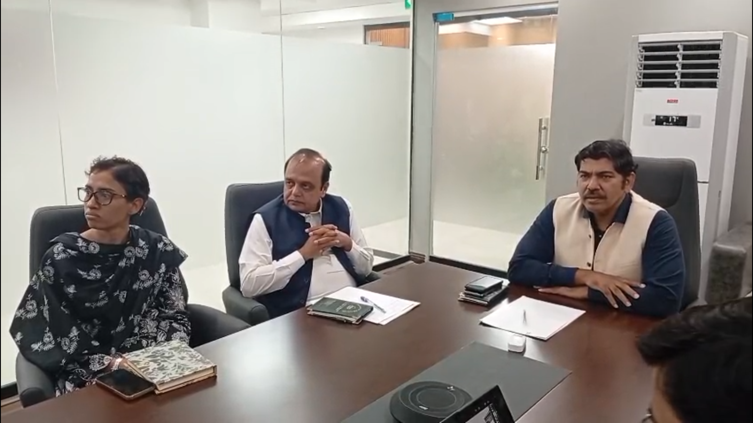 Read more about the article وزیر اعلیٰ مریم نواز کی ہدایت پر 100 تحصیلوں میں سہولت بازاروں کا قیام