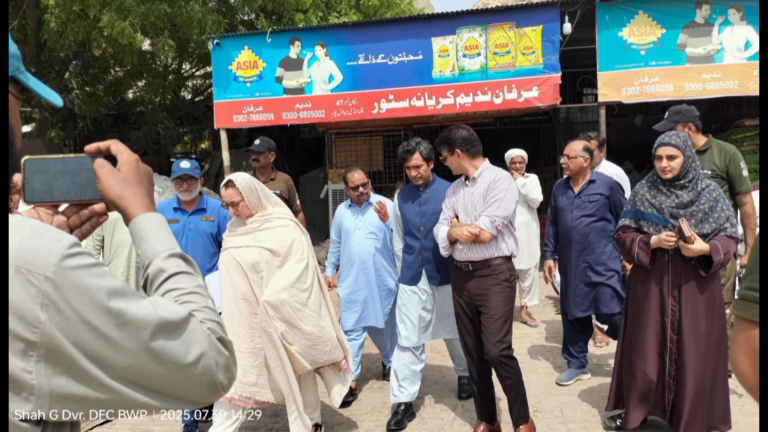 Read more about the article چینی کے مقرر کردہ نرخوں پر عملدرآمد نہ کرنیوالوں کیخلاف کریک ڈاؤن جاری